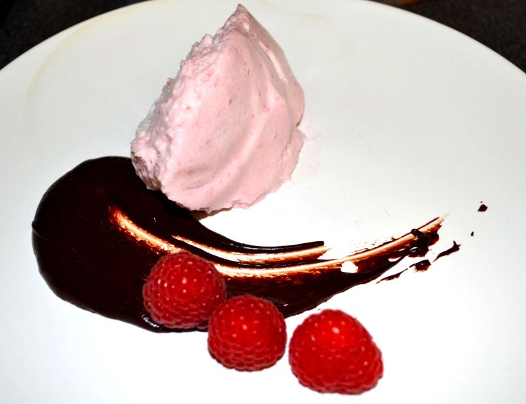 Raspberry Mousse with Port Chocolate Sauce | Susan eats London